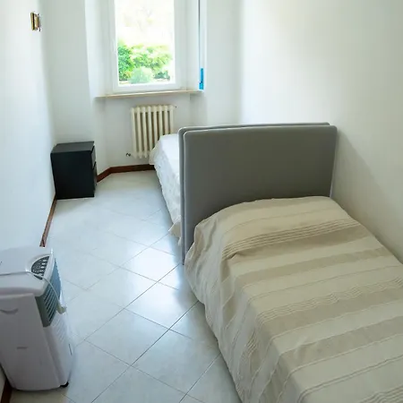 Daire Quadrilocale Con Aria Condizionata E Posto Auto A Due Passi Dal Mare *