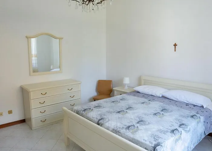 Quadrilocale Con Aria Condizionata E Posto Auto A Due Passi Dal Mare Marcelli